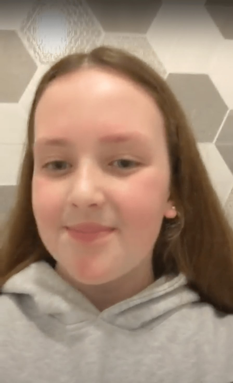 Amélia 10 y.o (mother - Jennifer Prendergast)